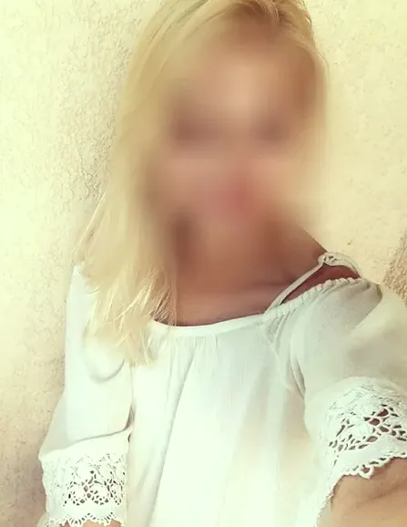 Astrid, 34