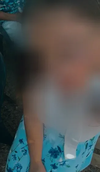 Dalia, 19