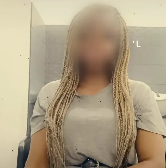 Emelie, 39