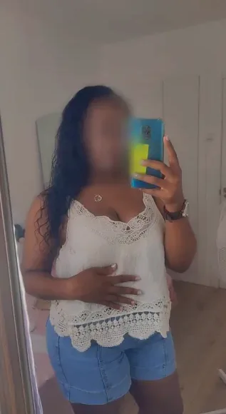 Helena, 34