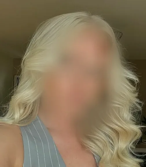 Layla, 35