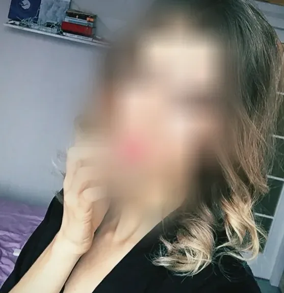 Lena, 32