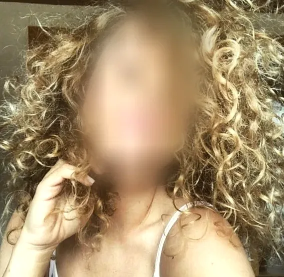Susanne, 25